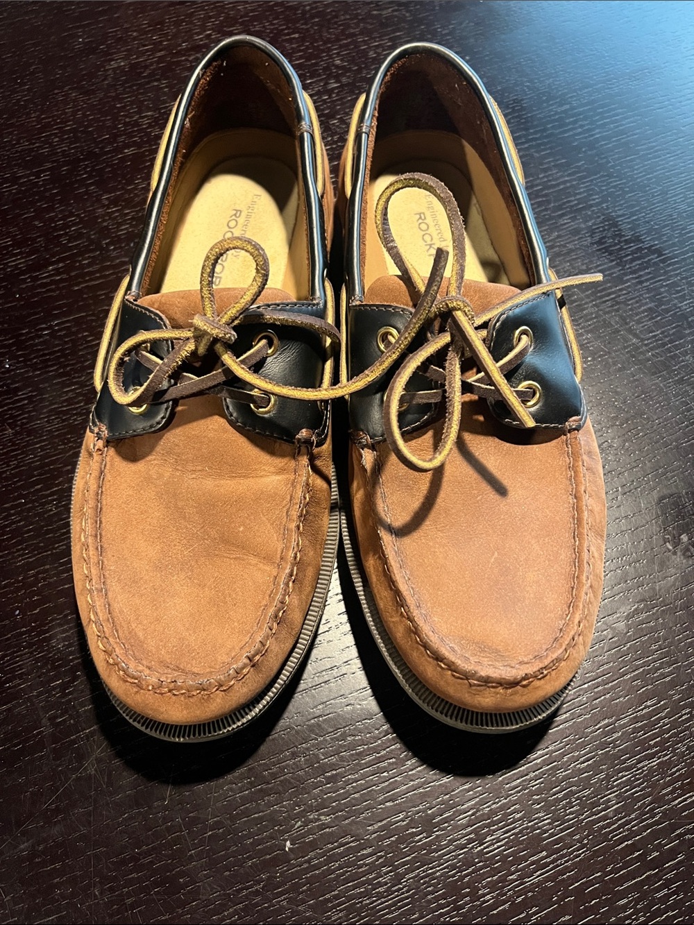 Rockport classic boat shoes. Men’s size 10.